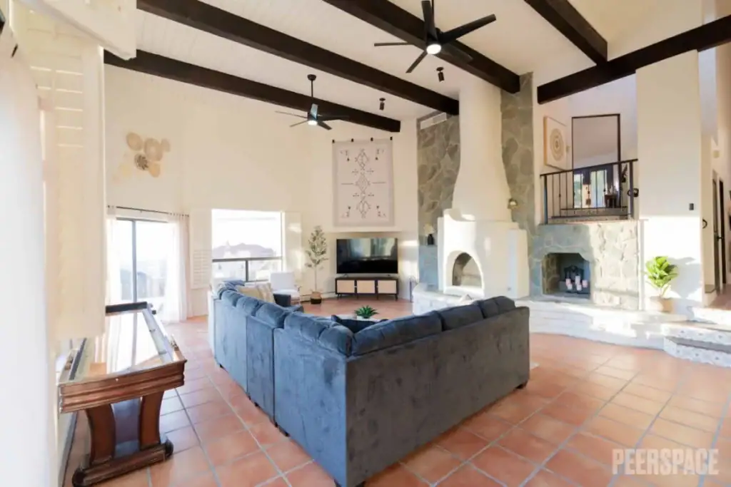 Stunning Spanish Inspired home with views overlooking Albuquerque