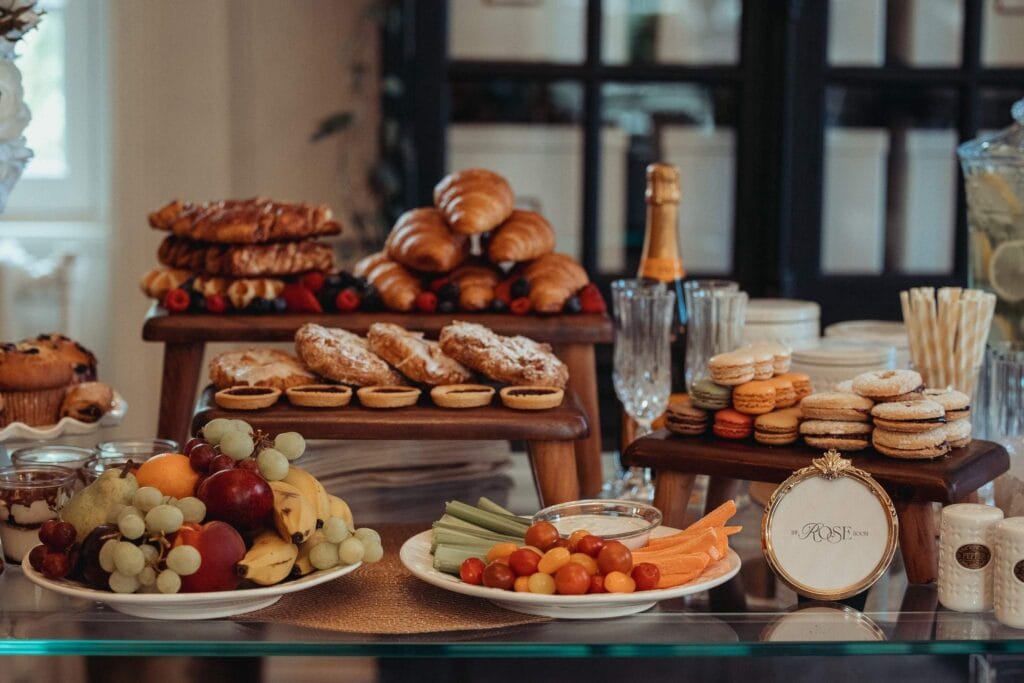 Plates of brunch food at event in Chicago planned by expert planner