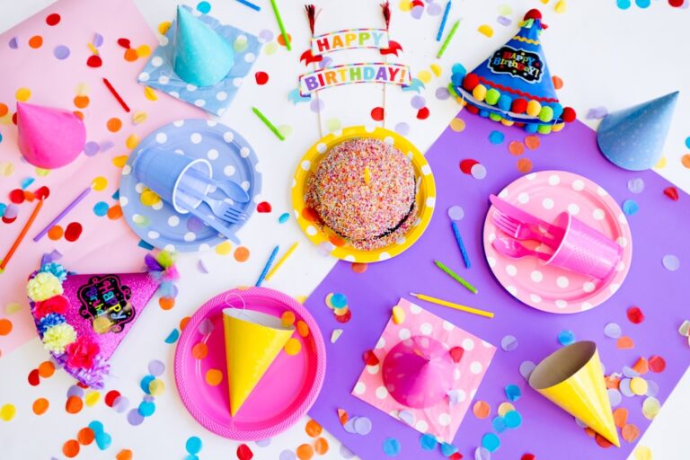 How to Decorate for a Birthday Party on a Budget