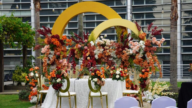How to Create a Luxury Event Look With Simple Décor